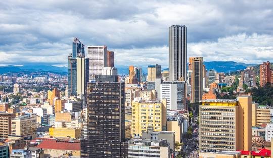 Are there legal cannabis dispensaries in Bogota